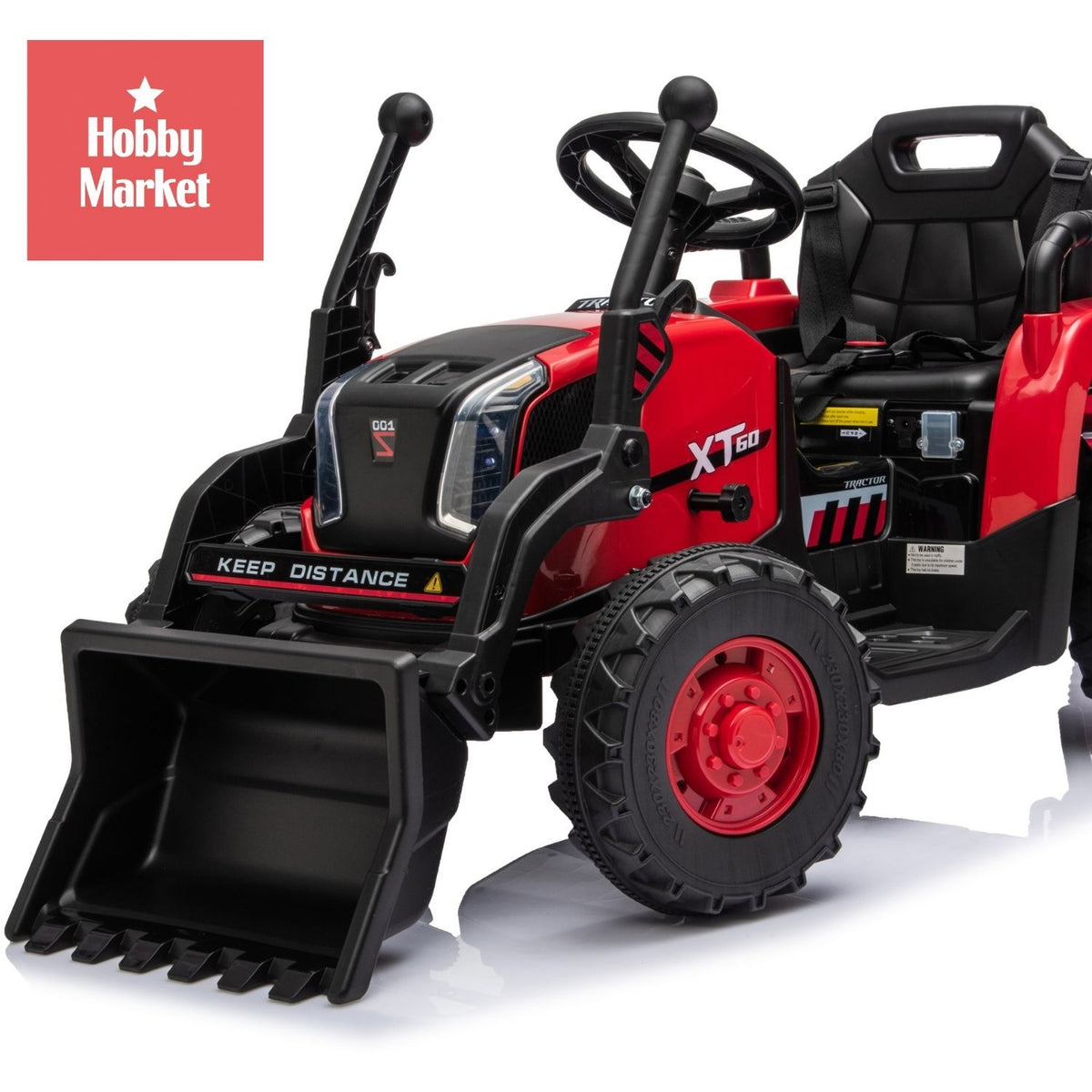 Tractor eléctrico infantil rojo de 12V con pala frontal negra, asiento ergonómico y ruedas todoterreno resistentes.